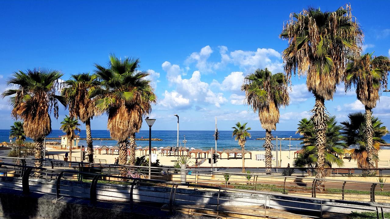 Sea Side Hotel Tel Aviv Exteriör bild